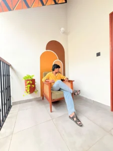 Aesthetic Pose Of A Best Digital Marketing Consultant In Palakkad Kerala